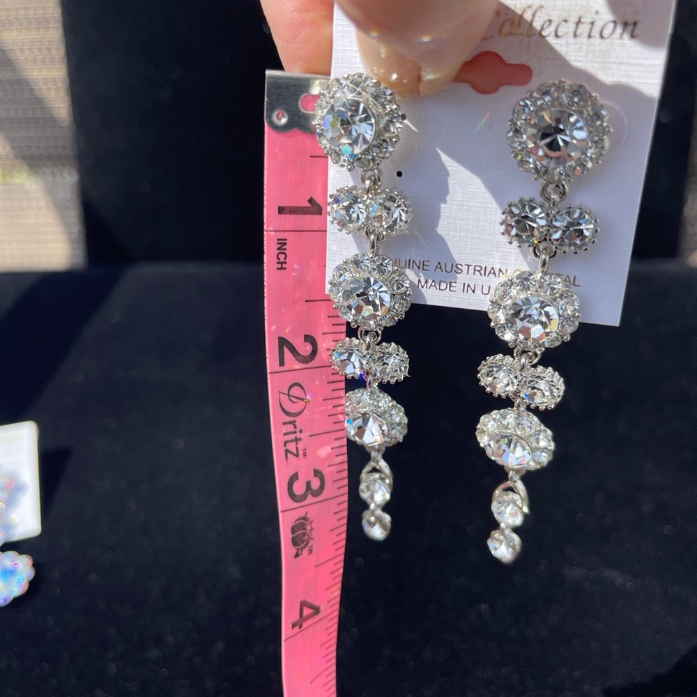 Earrings - Picture 7 of 7
